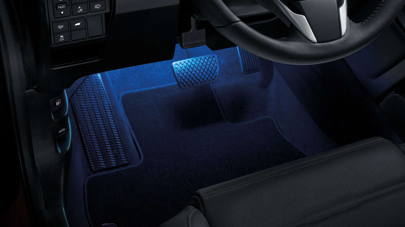 Detailní záběr na světla sady Illumination modelu Honda CR-V Hybrid