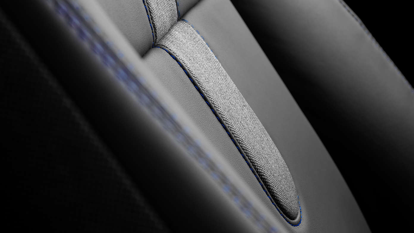 Detailní pohled na kožené čalounění v provedení Midnight Black