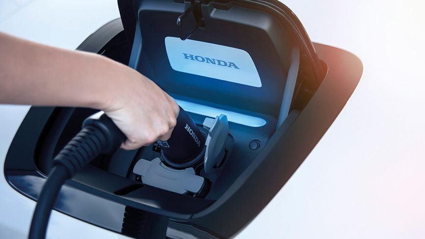 Detailní záběr nabíječky Honda E Power Charger.